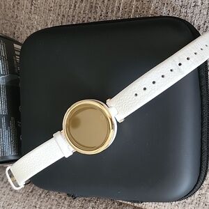 Garmin Lily classic smartwatch